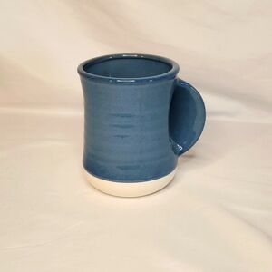 Mug Hand Warmer Cup Dwell Studio w Pocket Handle Blue White 16oz Left Handle
